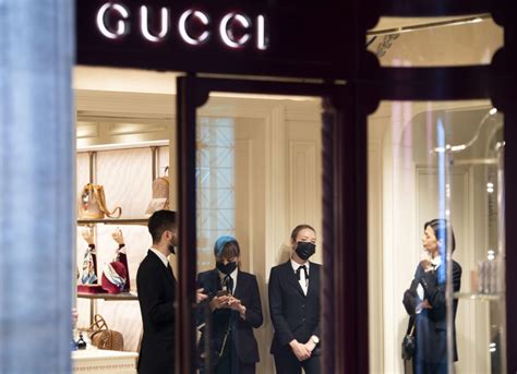 employeestore gucci.